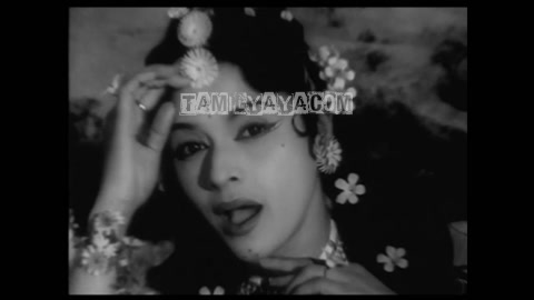 Kathavu Thiranthatha Song Poster