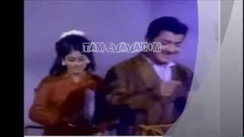 Konjum Kili Vanthathu Song Poster