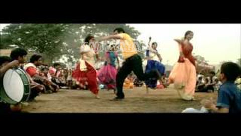 Vilaiyaadu Vilaiyaadu Song Poster